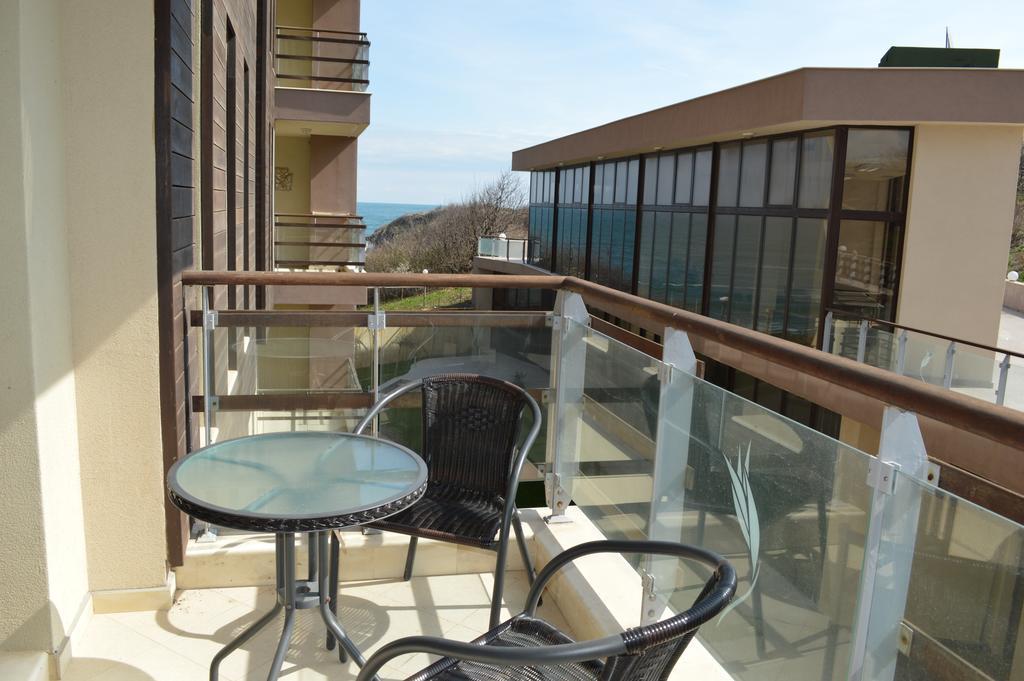 Gitea Sand Lilies Apartments Созополь Екстер'єр фото
