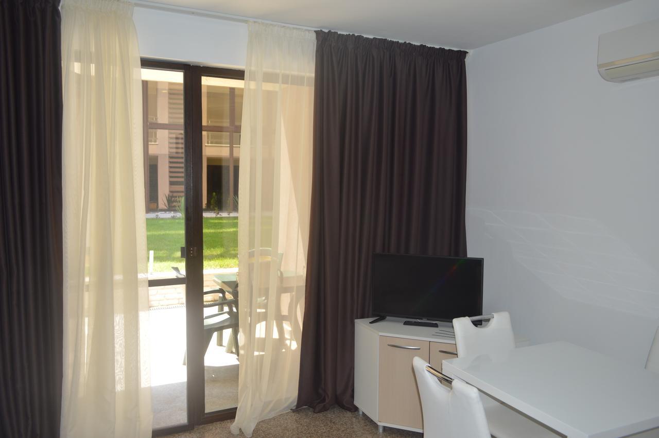 Gitea Sand Lilies Apartments Созополь Екстер'єр фото